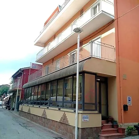 Alga Hotel 3*